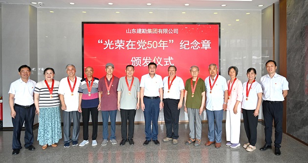合影2.jpg